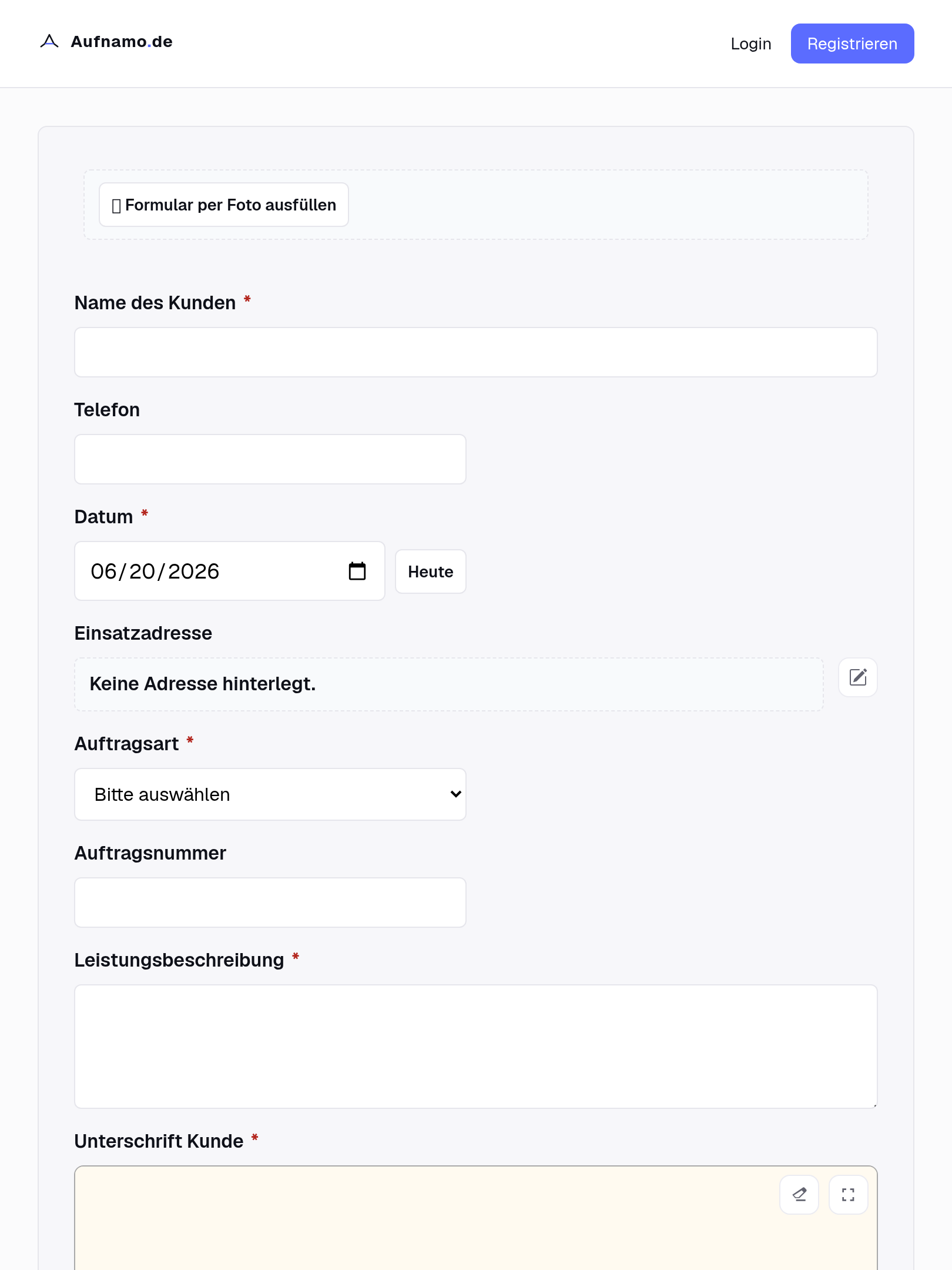 Dasselbe Aufnamo-Formular auf dem Tablet — mehr Platz, gleiche Bedienung.